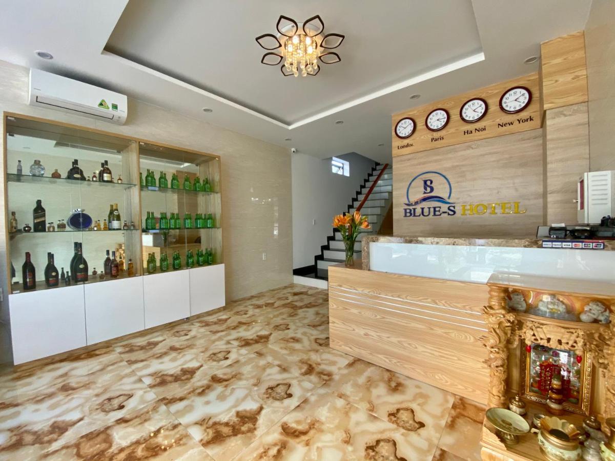 Blue-S Hotel & Apartment Da Nang Bagian luar foto